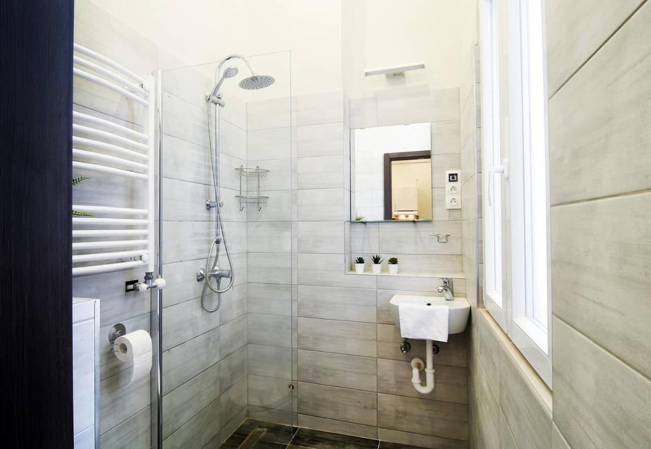 Ultra Central And Stylish Apartment With Ac 布达佩斯 外观 照片