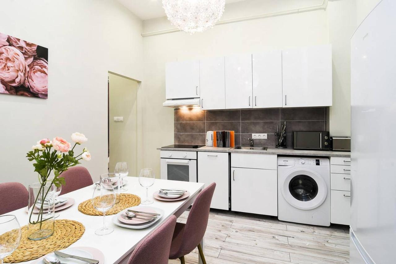 Ultra Central And Stylish Apartment With Ac 布达佩斯 外观 照片